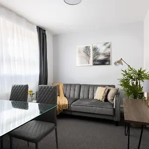stunning-and-spacious-4-bed-apr-next-to-bricklane.brighton-hotels-england.com/